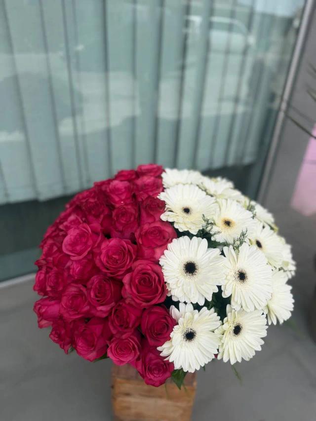 Roses and gerberas in a box | ծաղիկներ, ծաղկեպսակներ, բույսեր - առաքում Երևան