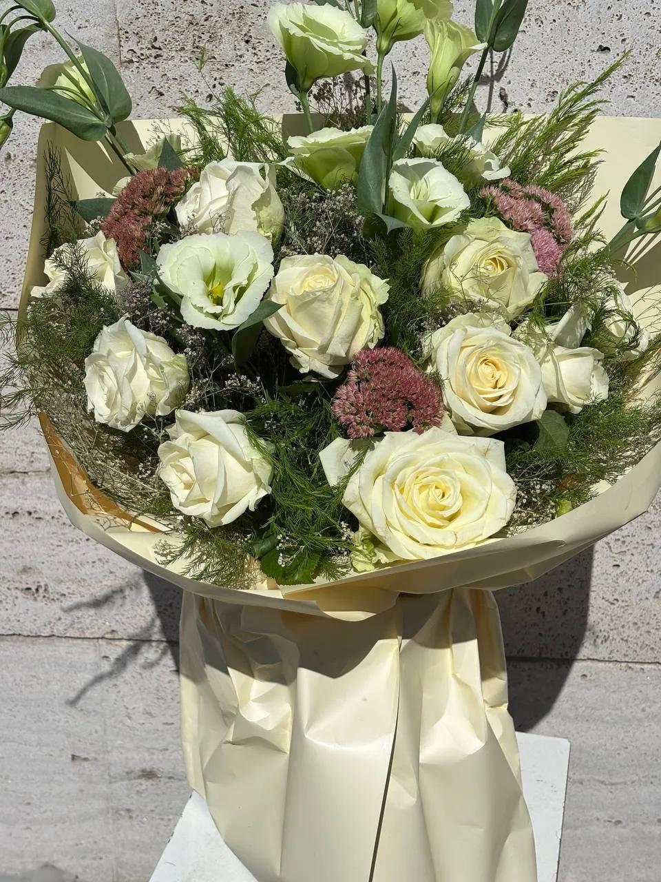 Bunch "Delicacy" | ծաղիկներ, ծաղկեպսակներ, բույսեր Երևան Bunch "Delicacy" | ծաղիկներ, ծաղկեպսակներ, բույսեր Երևան