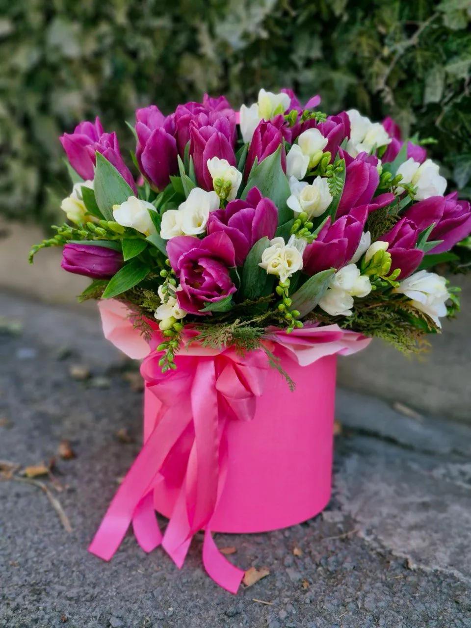 Flowers in a box | ծաղիկներ, ծաղկեպսակներ, բույսեր Երևան Flowers in a box | ծաղիկներ, ծաղկեպսակներ, բույսեր Երևան