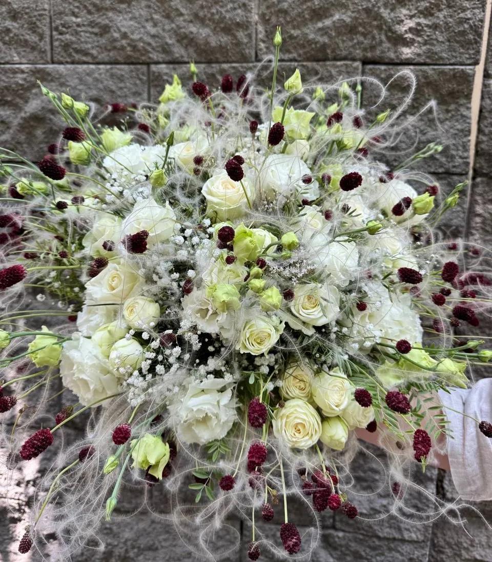 Bunch: delicacy | ծաղիկներ, ծաղկեպսակներ, բույսեր Երևան Bunch: delicacy | ծաղիկներ, ծաղկեպսակներ, բույսեր Երևան