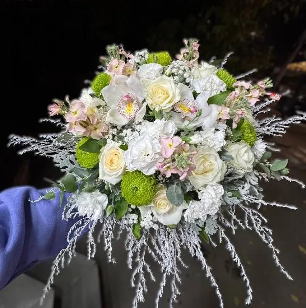 Creative bouquet | ծաղիկներ, ծաղկեպսակներ, բույսեր - առաքում Երևան Creative bouquet | ծաղիկներ, ծաղկեպսակներ, բույսեր - առաքում Երևան